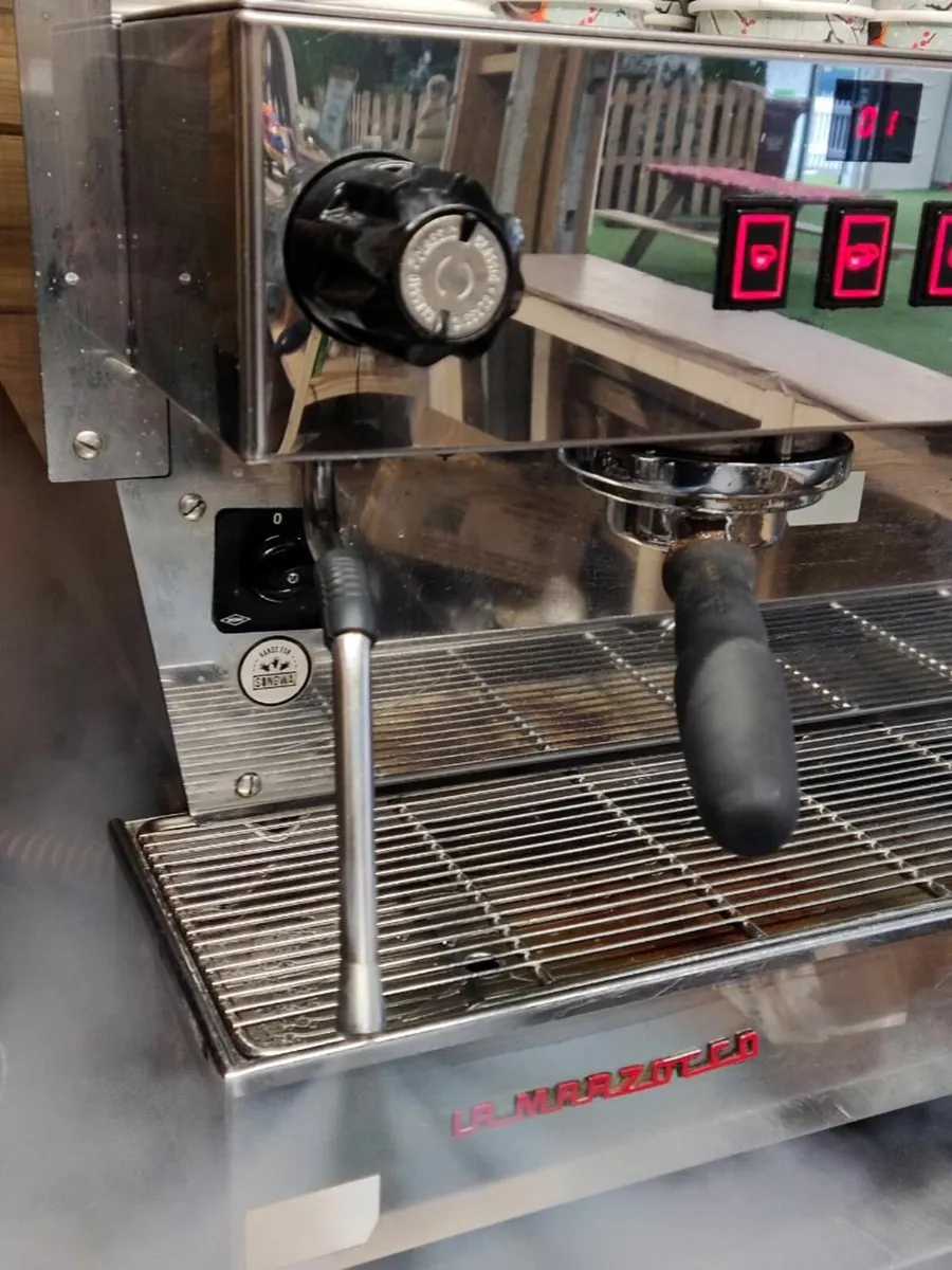 Coffee machine - Image 2