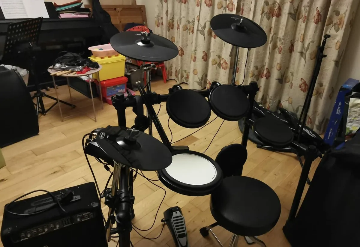 Electronic drum set - Image 4