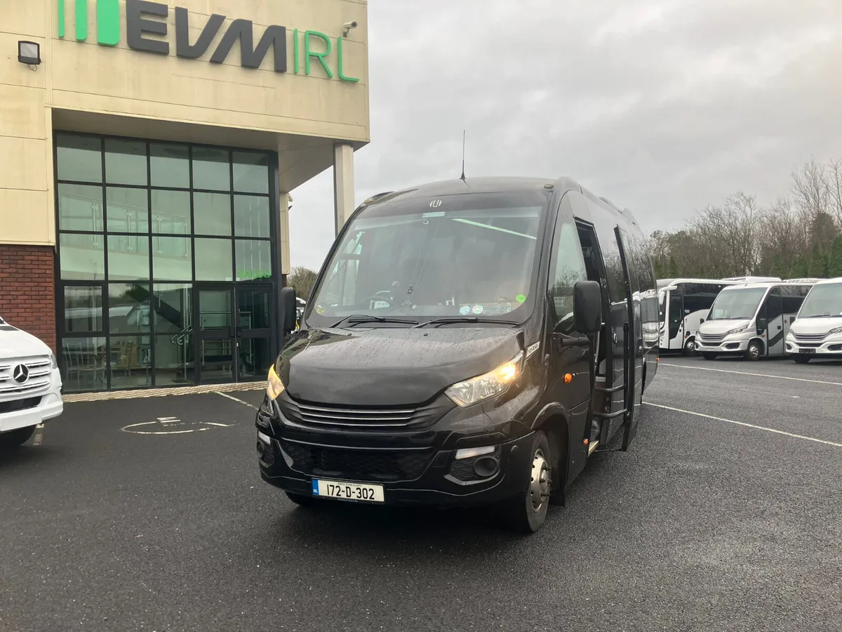 Iveco UNVI 2017 - Image 1
