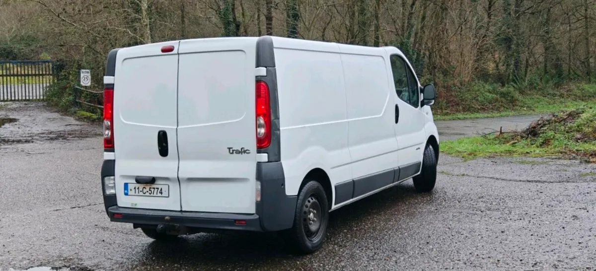 Renault Trafic 2.0 dci FRESH DOE - Image 2