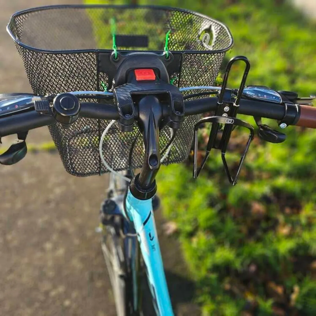 Touring Hybrid bike - Image 4