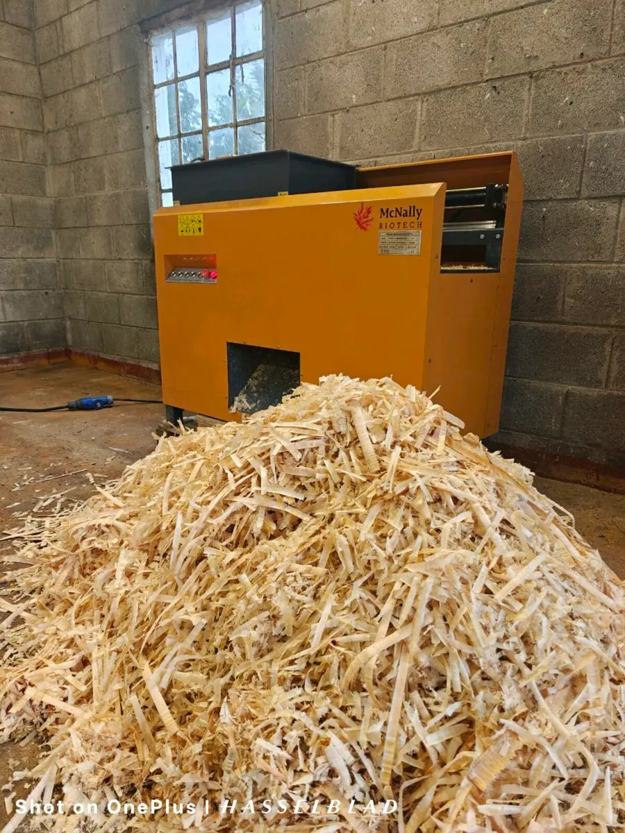Mini wood shavings machines - Image 1