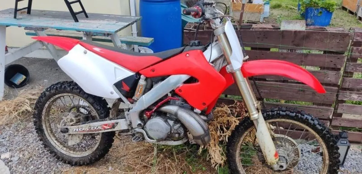 Honda cr250 - Image 1