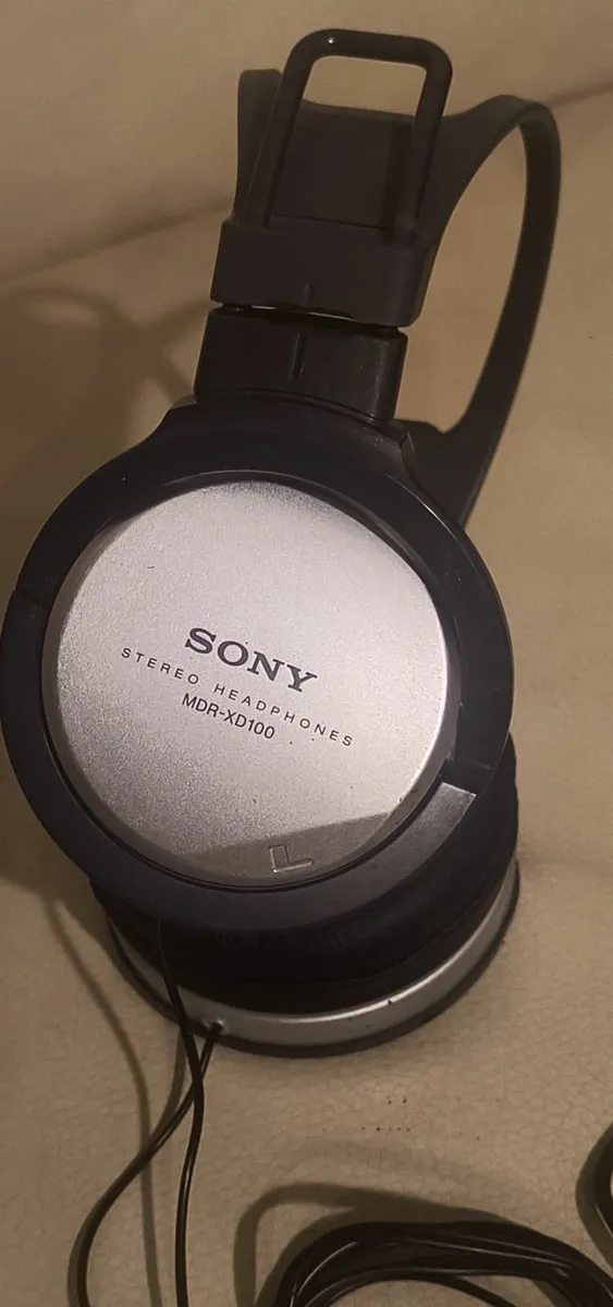 Headphones Sony in Japan MDR-XD100 - Image 1