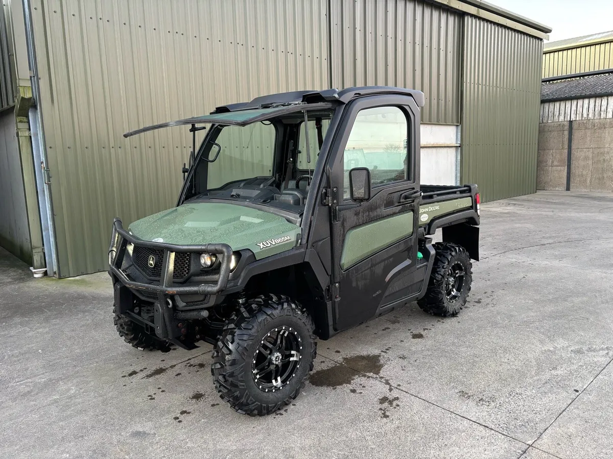 2018 John Deere XUV865 Gator - Image 1