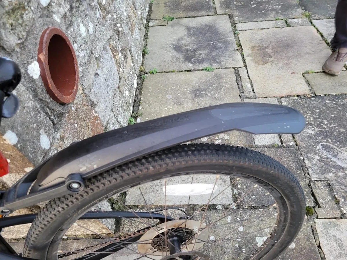 SAVA Carbon Fiber Road Bike 🚲 - Image 4