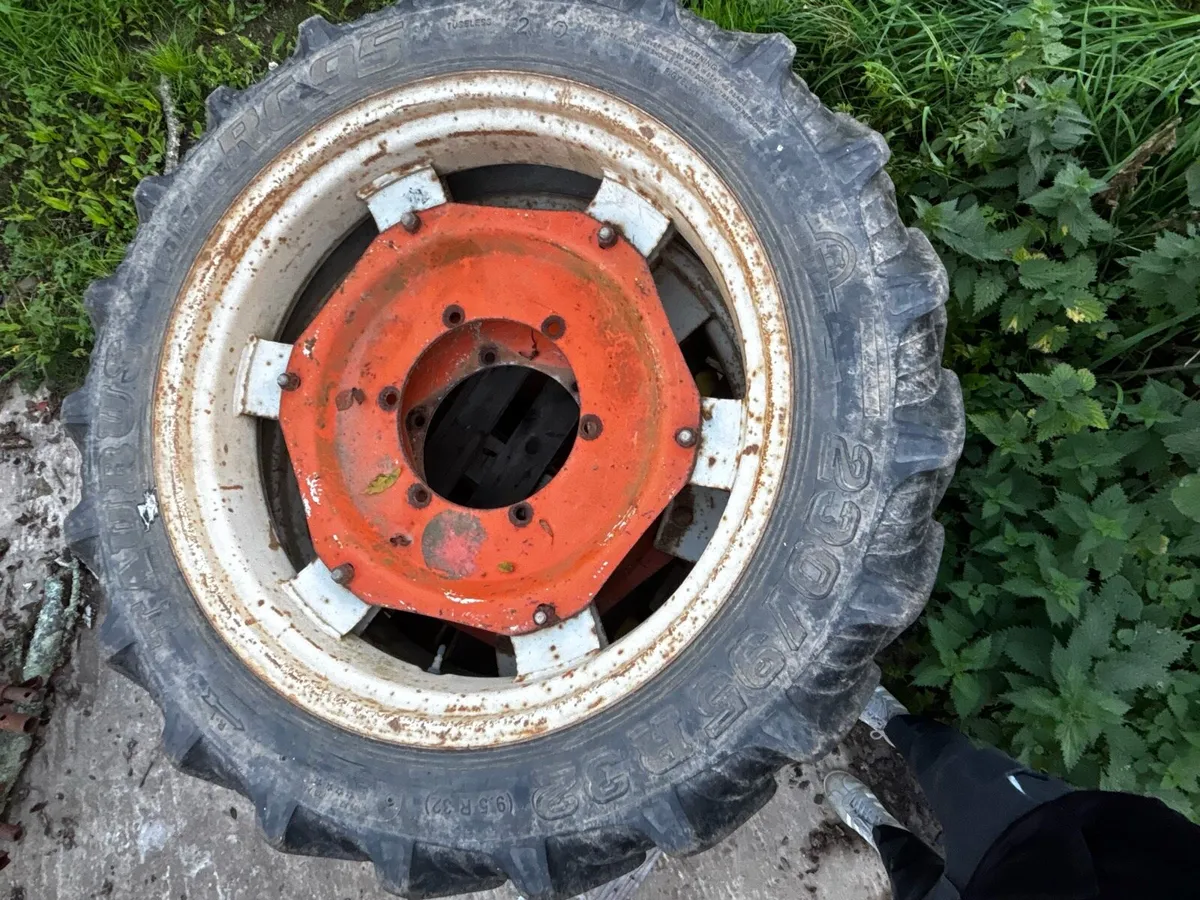 4 Row Crop Wheels - Image 1
