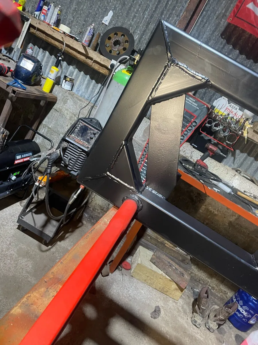 Bale spike - Image 4