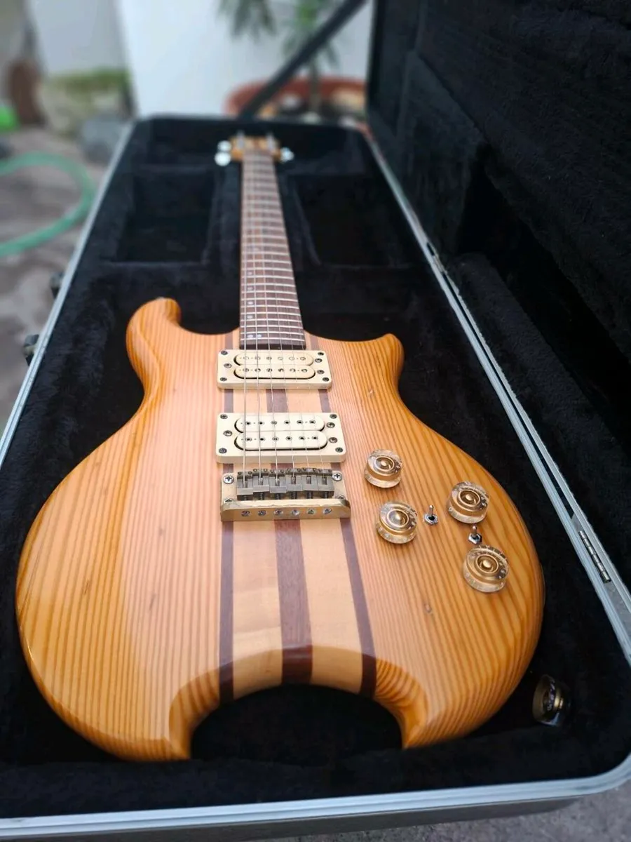 1980's Eko CX-7/S made in Italy DiMarzio PAF's - Image 2