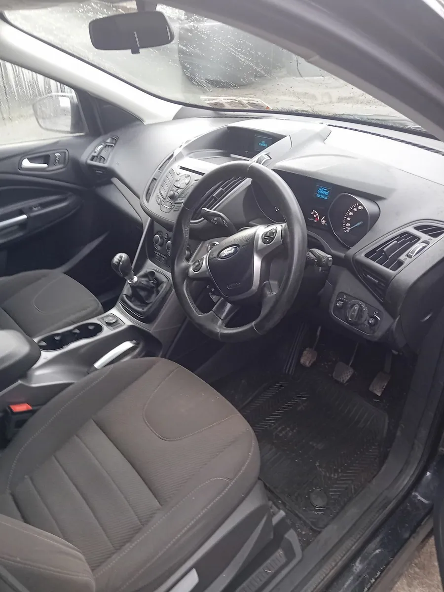 Ford Kuga 2016 - Image 4