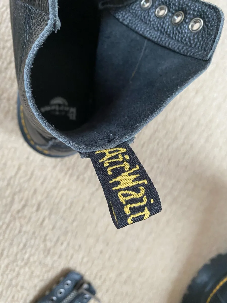 Doc Martin boots - Image 2