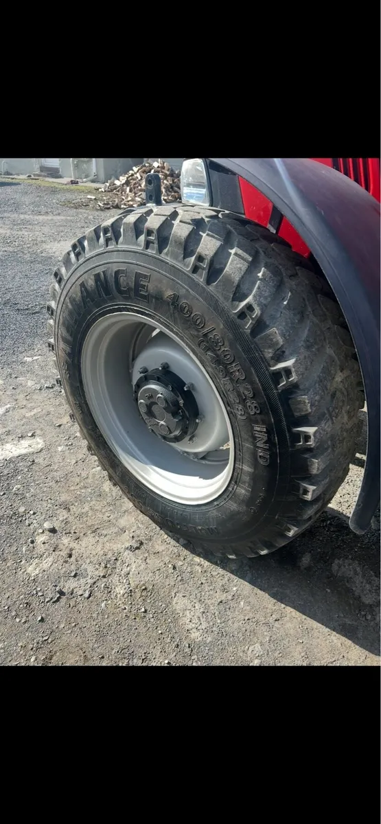 Industrial Tyres - Image 2