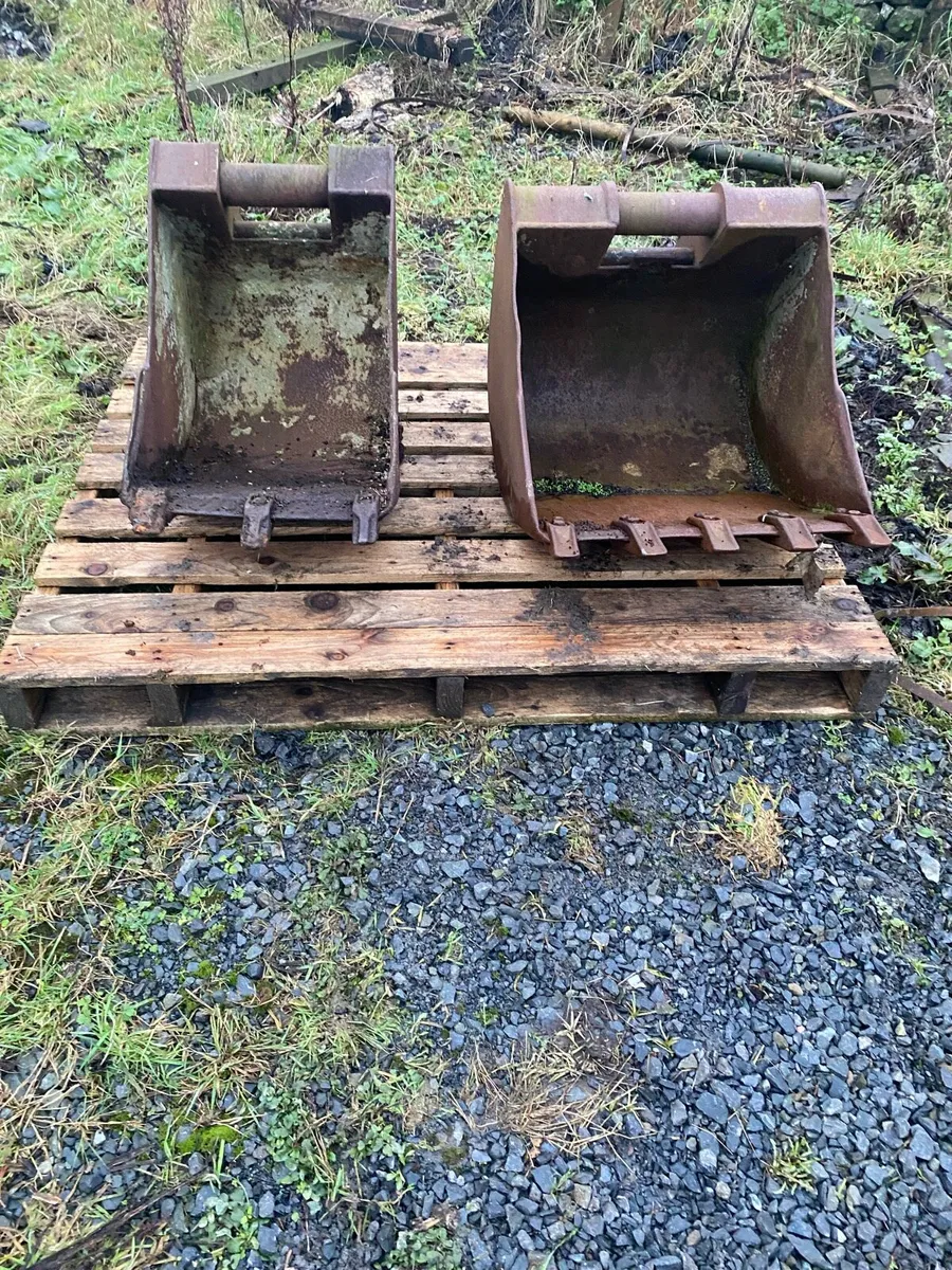 Digger bucket - Image 1