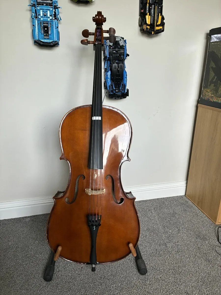 Stentor SR1102 Cello Student 1/2 - Image 1
