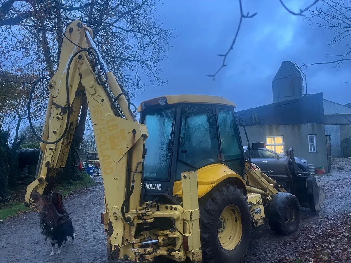 New Holland LB95 - Image 2