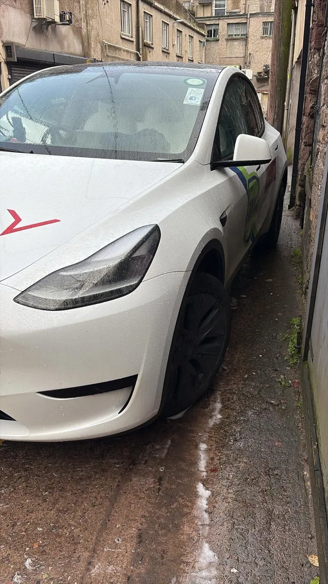 Ready Taxi Model Y 242 - Image 4