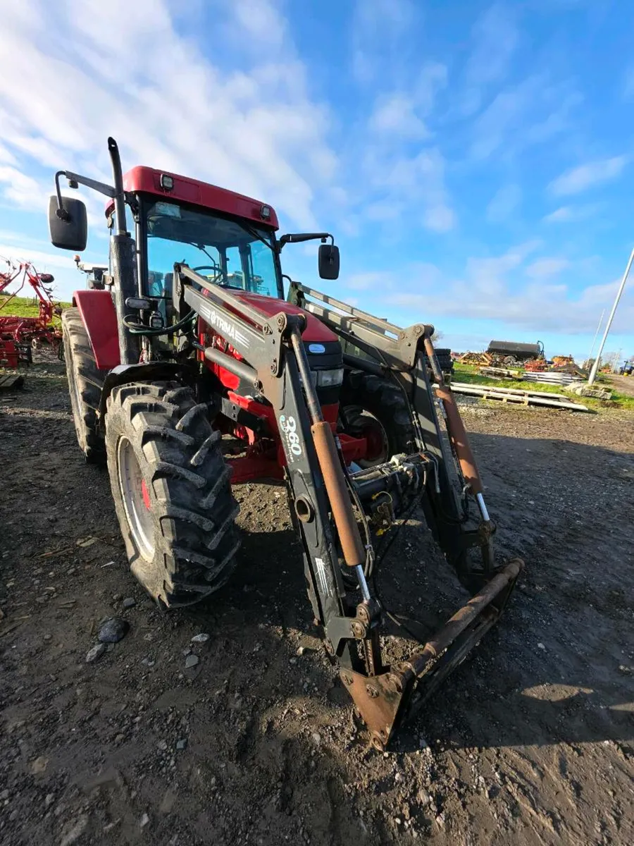 Xmas Auction on Sunday 28th December 4pm - Image 1