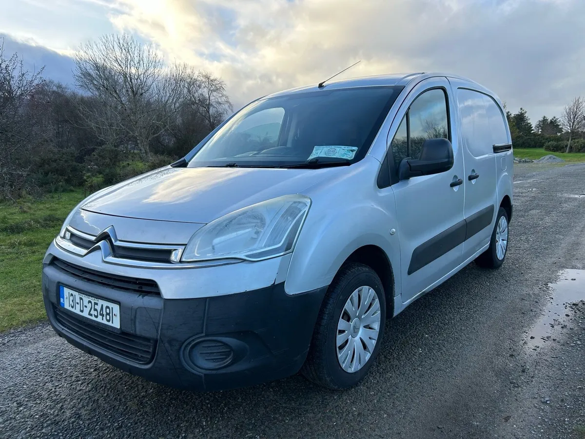 2013 Citroen Berlingo with hitch. DOE and Service - Image 1