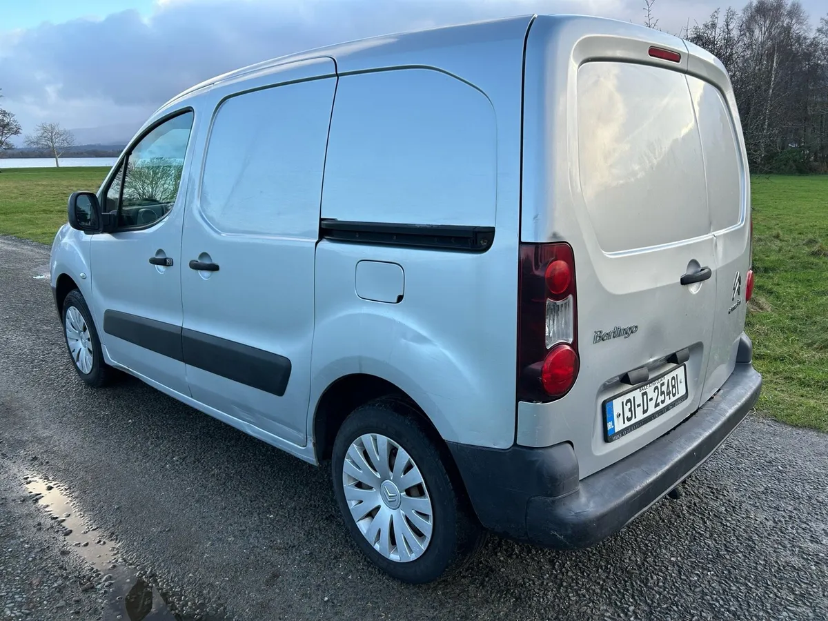 2013 Citroen Berlingo with hitch. DOE and Service - Image 2