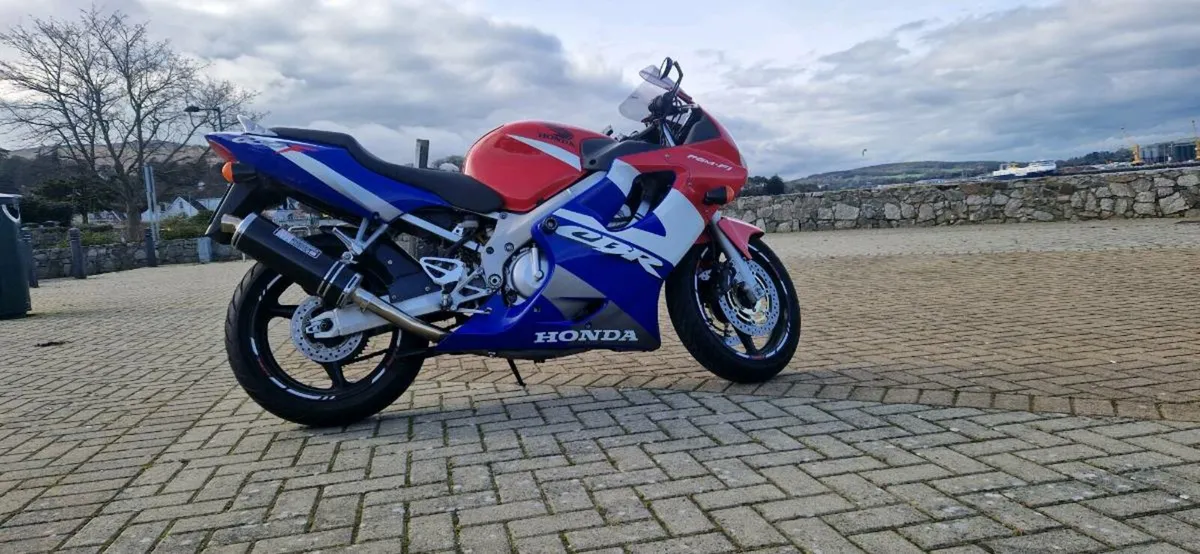 Honda cbr - Image 3