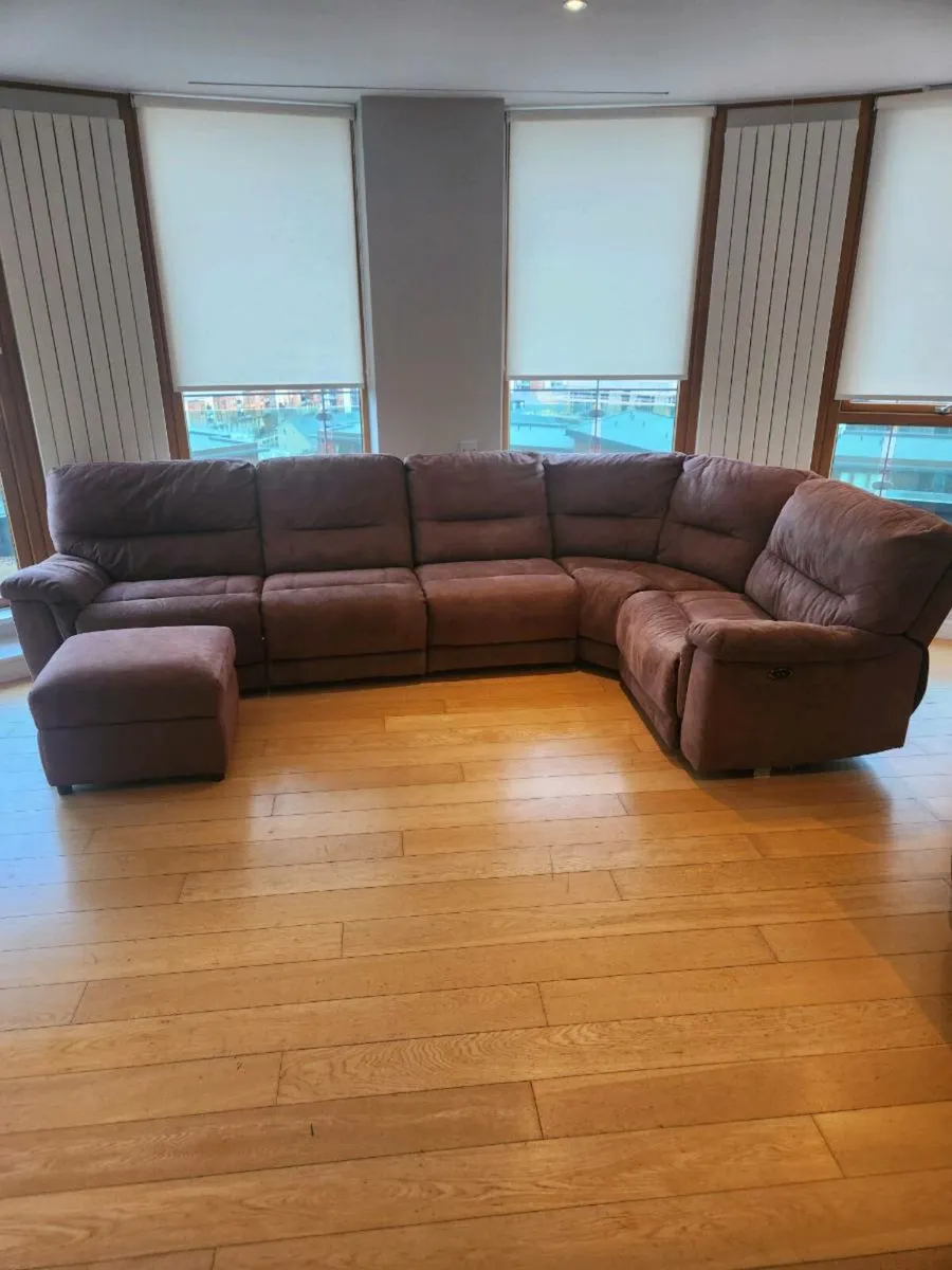 Couch / Sofa 5 Seater, corner shape - Image 1