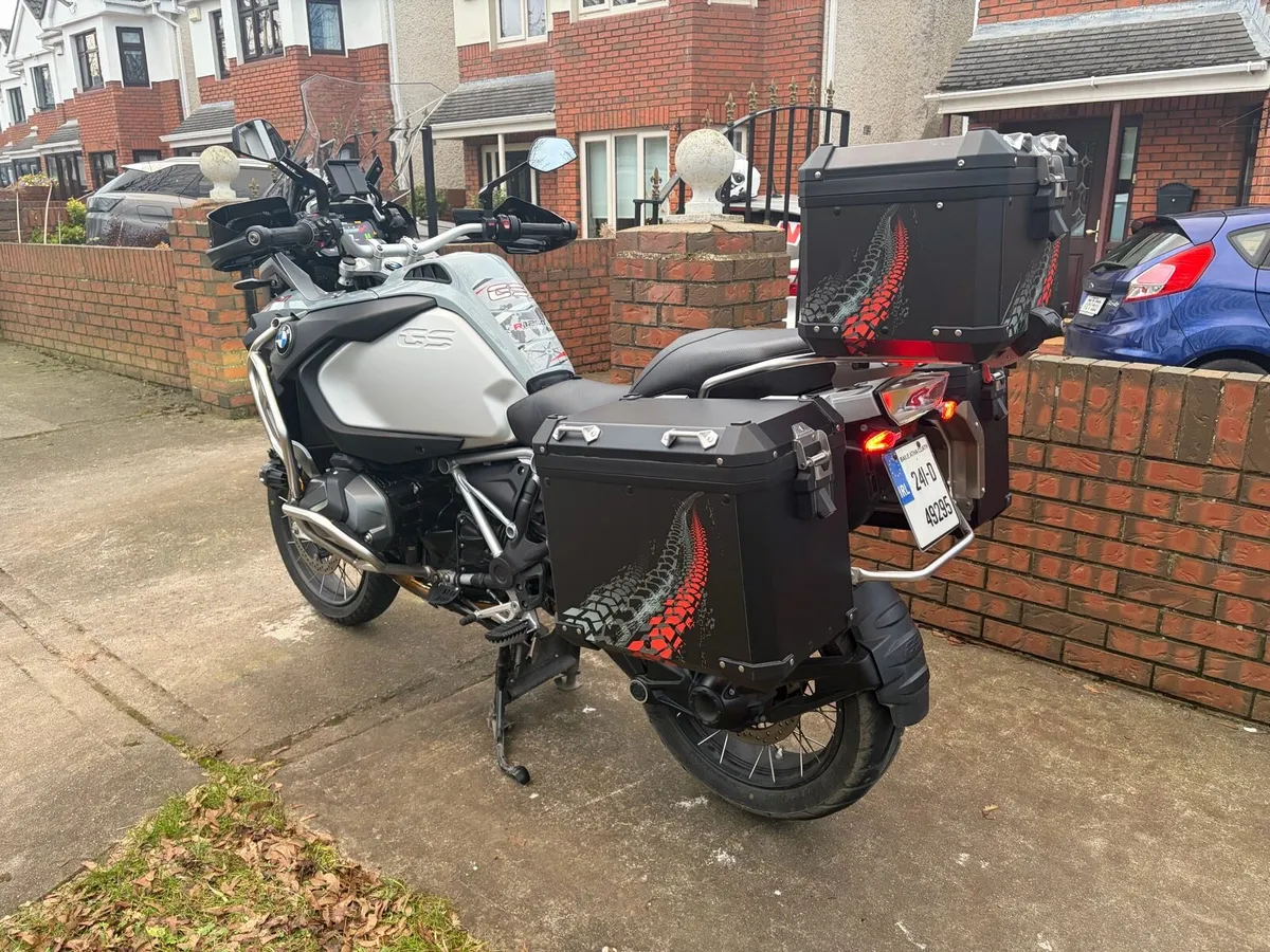 241 BMW R1250 GS Adventure TE Low Seat and Chassis - Image 3