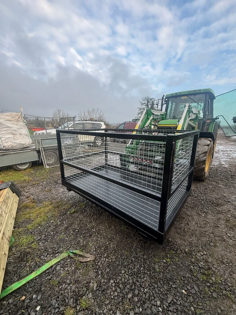 Safety cages - Image 1