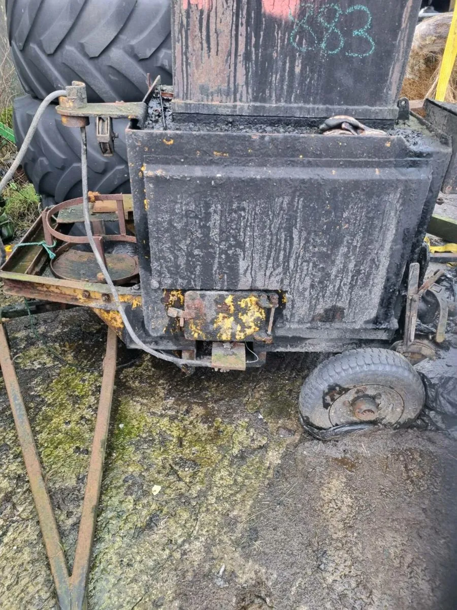 Tar hot box - Image 1