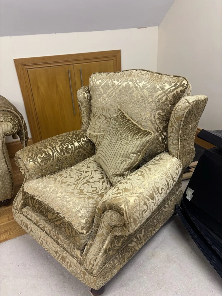 Finline Sitting room suite - Image 3