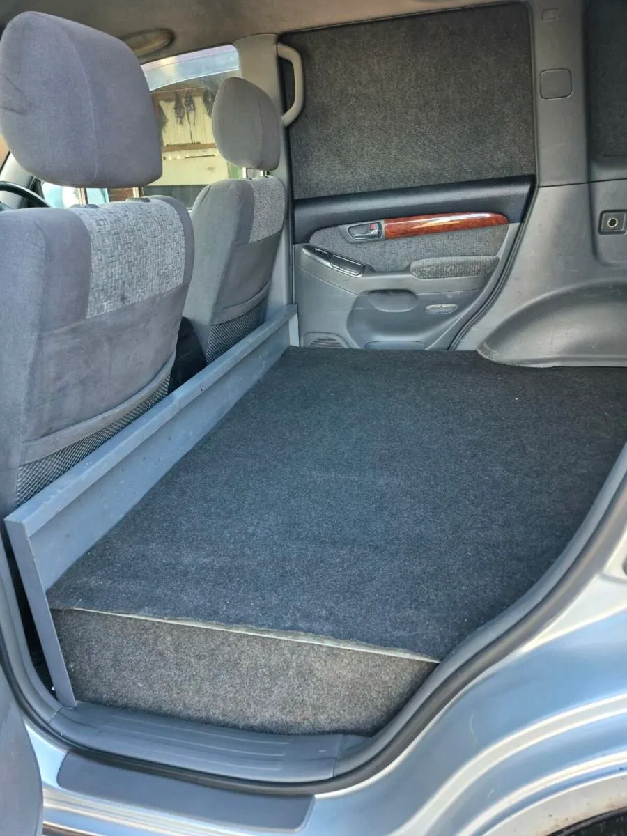 Toyota Land Cruiser 2007, Long wheel base - Image 4