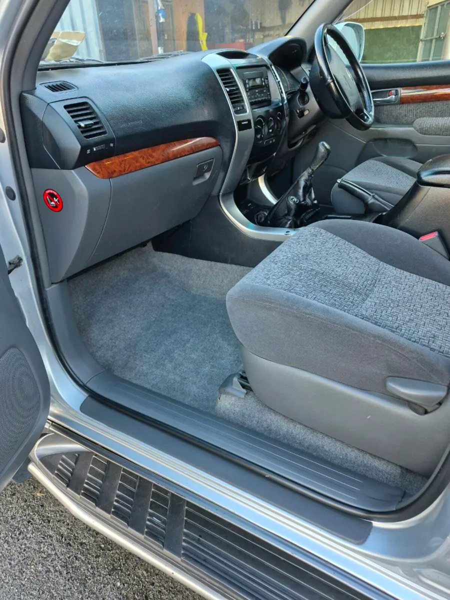 Toyota Land Cruiser 2007, Long wheel base - Image 3