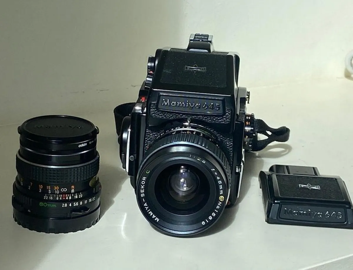 Mamiya Medium Format Camera Kit with Metz Flash - Image 1