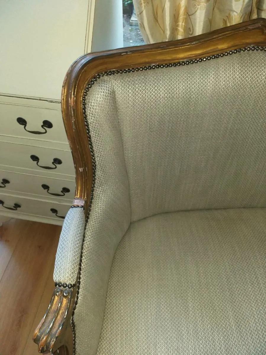 Neat size 2 seater couch - Image 3