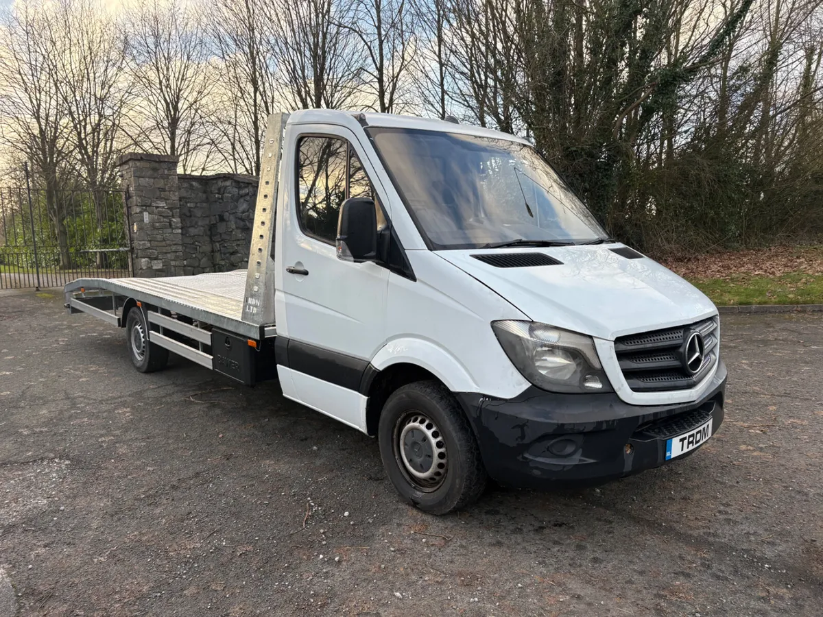 Mercede Sprinter Recovery Manual LWB Doe&Tax - Image 1