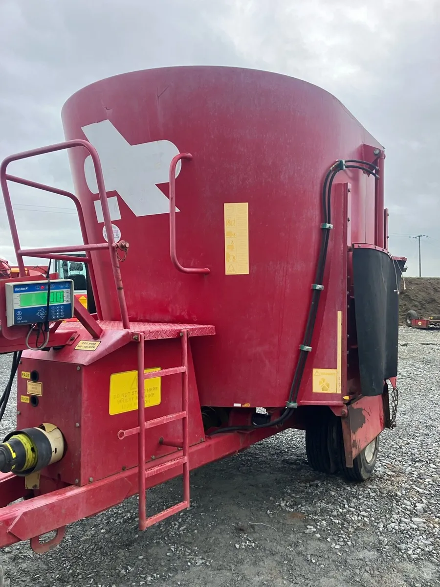 Redrock Vm14 diet feeders - Image 1