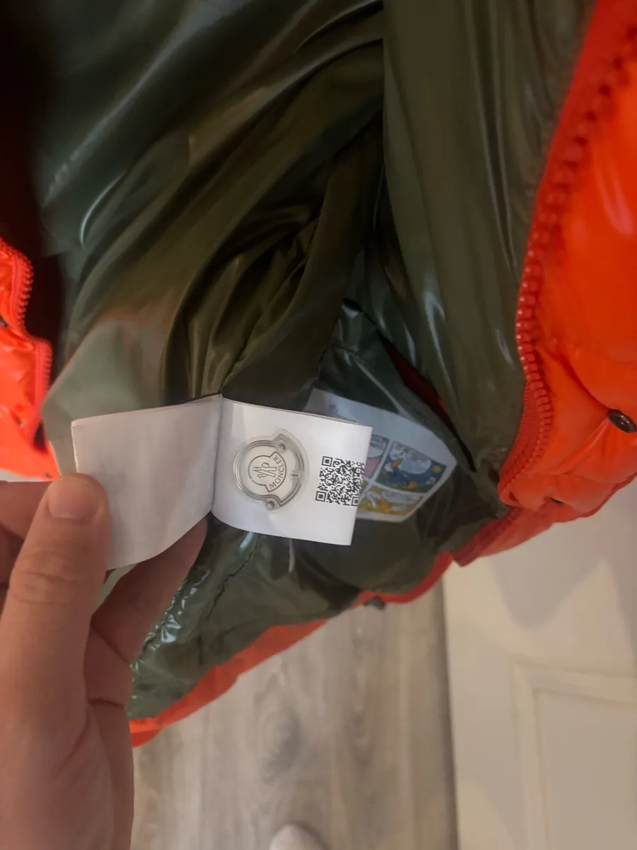 Moncler gilet - Image 2