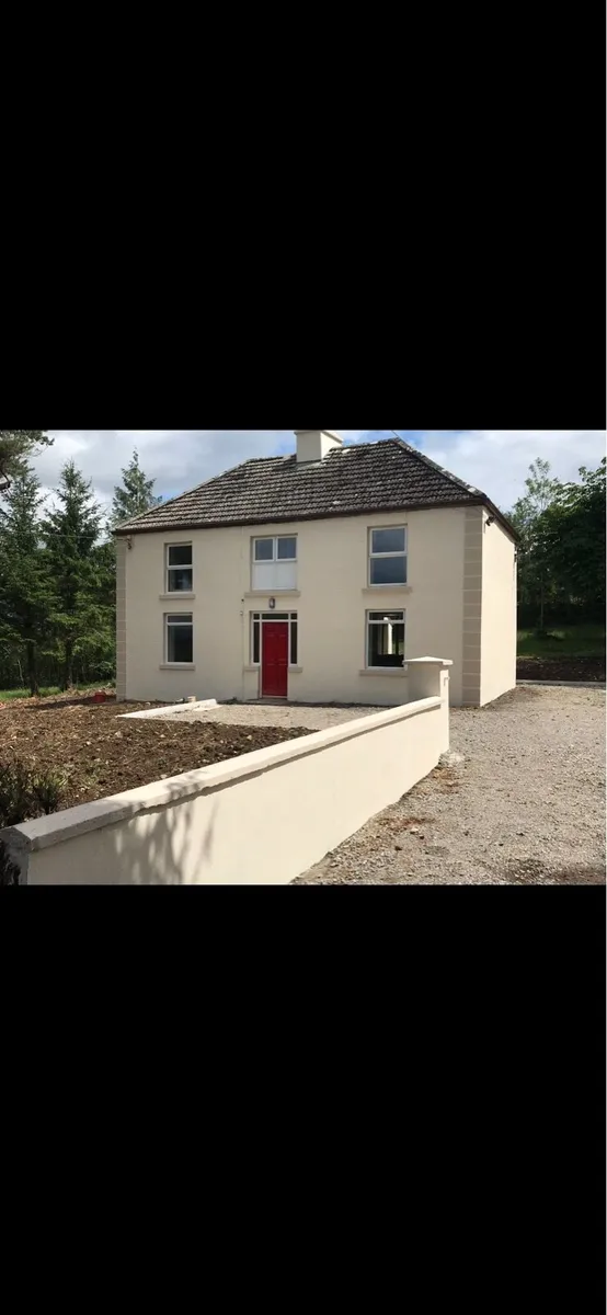 3 bedroom house - Image 1