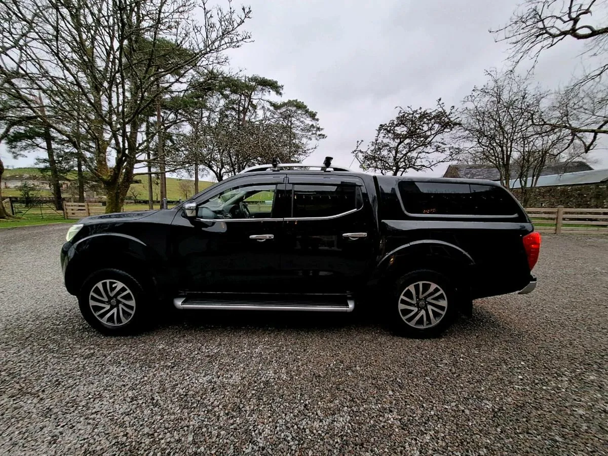 172 Nissan Navara Tekna - Image 3