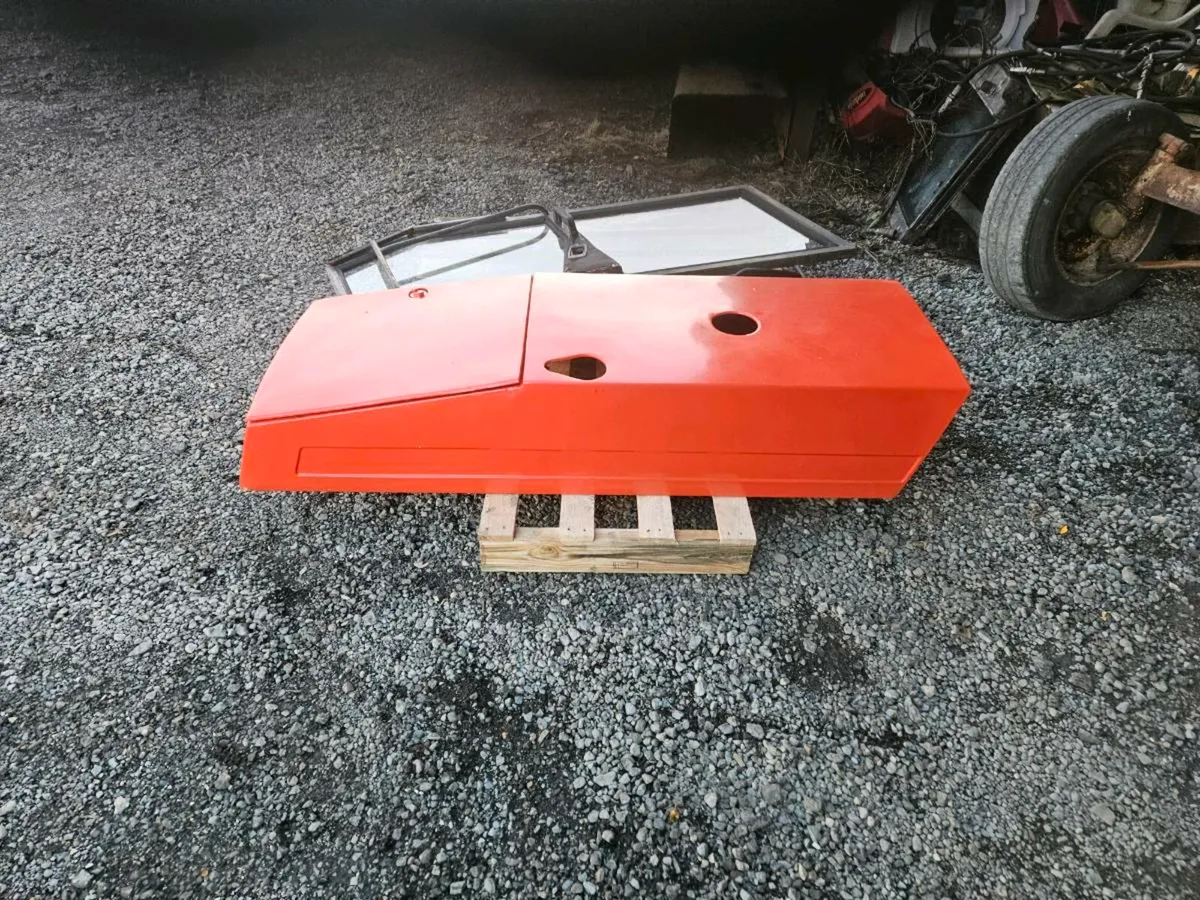 Zetor  8111.  Parts - Image 3