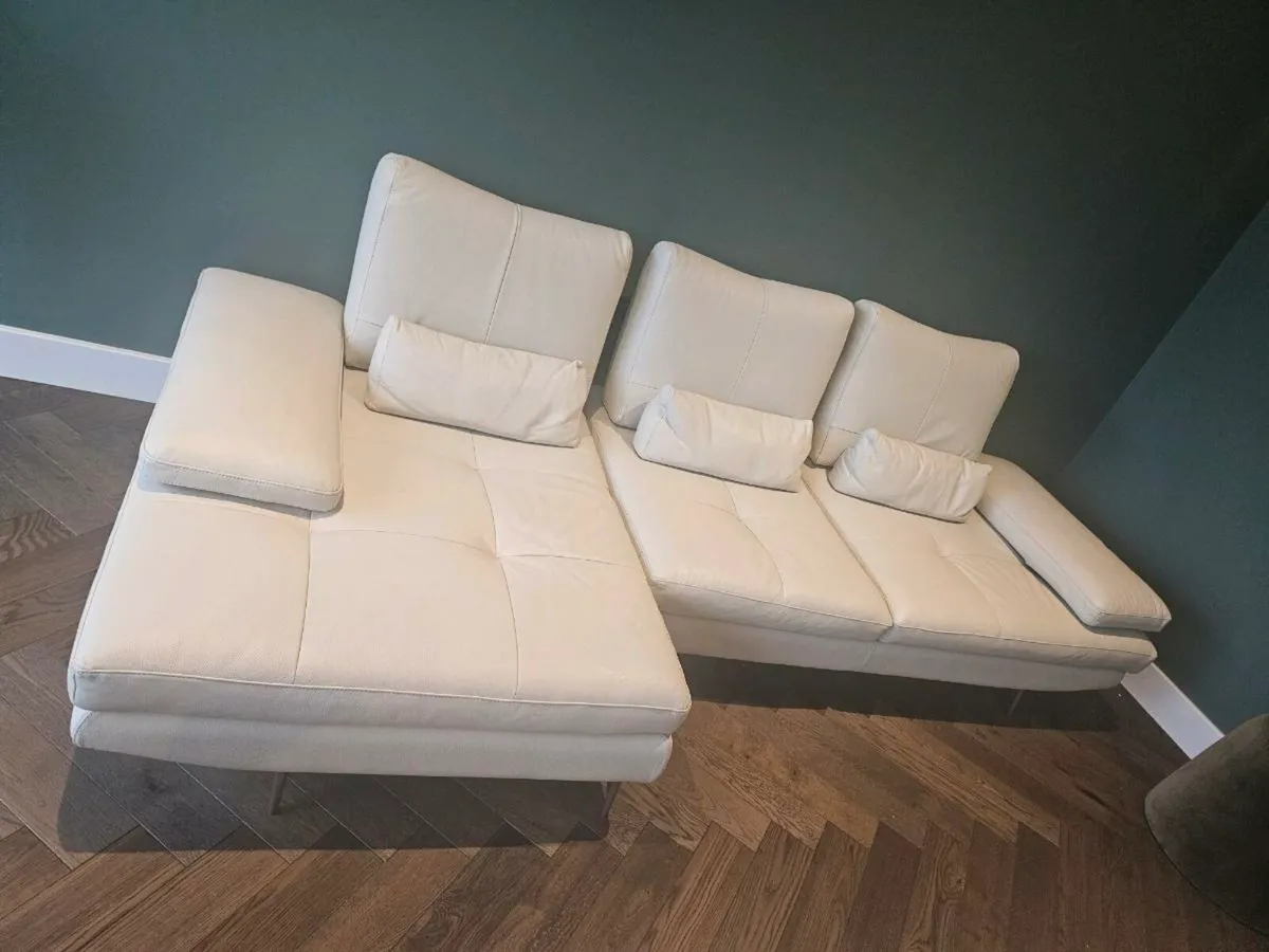 Chaise Sofa - Image 3