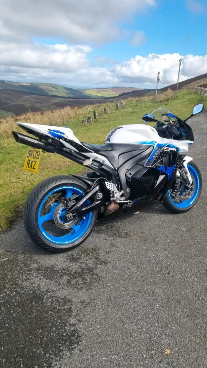 Honda cbr600rr limited edition - Image 3