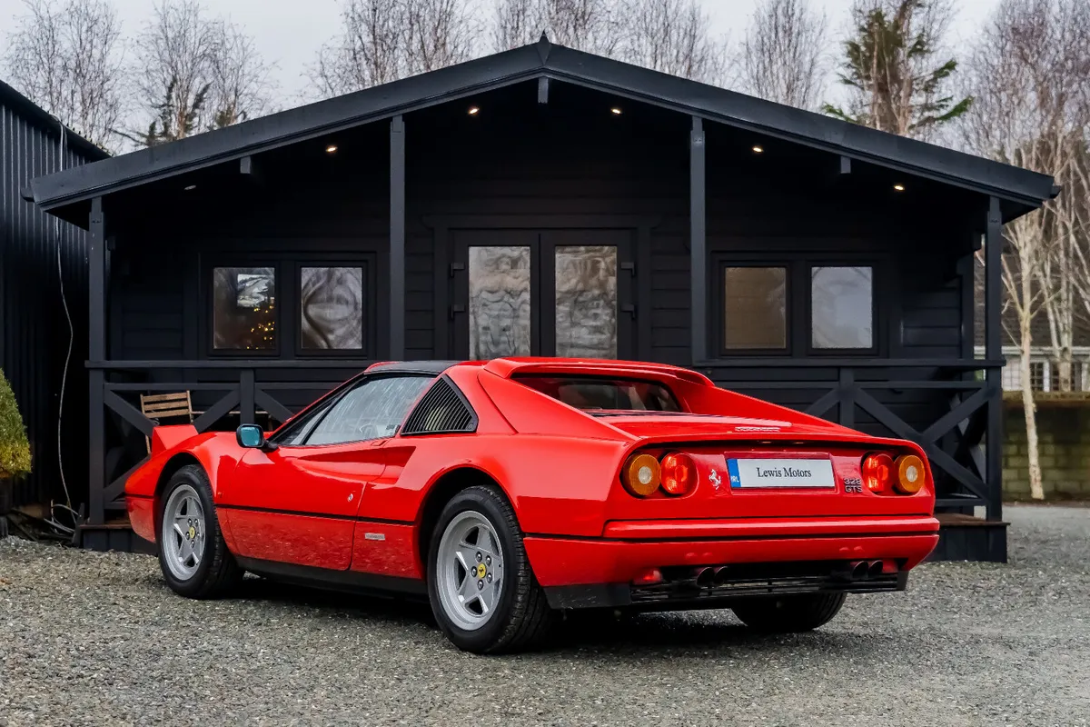 1988 Ferrari 328 GTS - Image 4