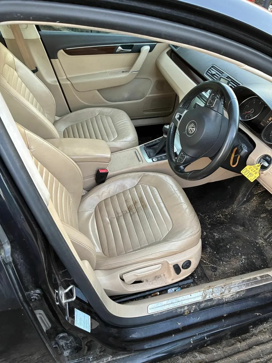 vw passat 2011 - Image 3