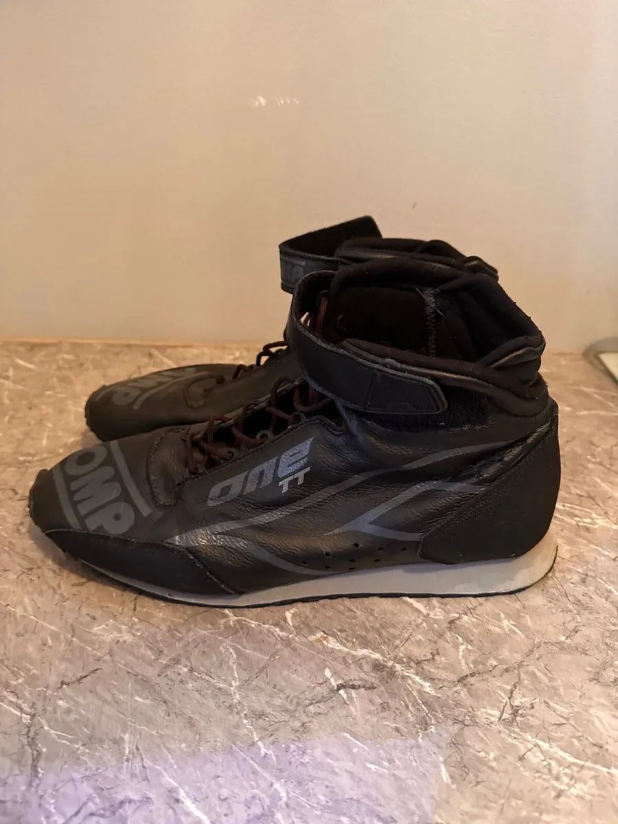 Rally Clothing - Image 1