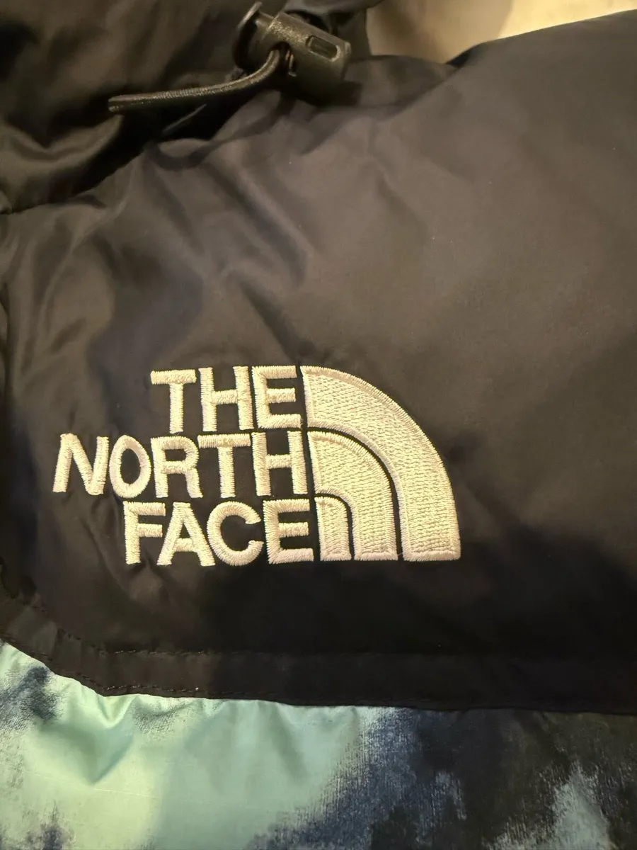 The North Face: Nuptse 1996 Retro Jacket - Image 4