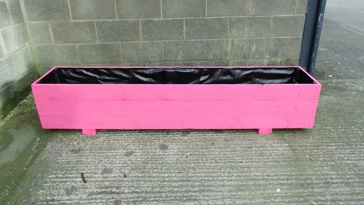 Custom wooden planters - Image 4