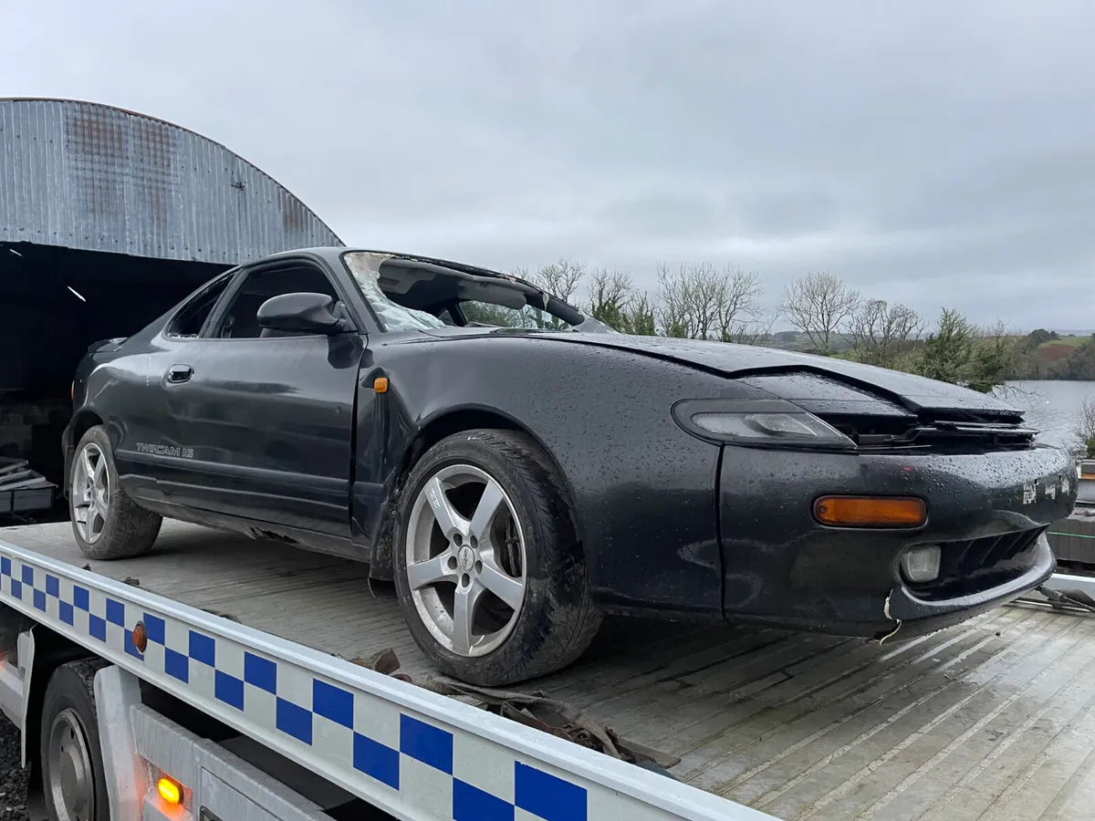 Toyota Celica 1991 2.0 gtr for parts - Image 2