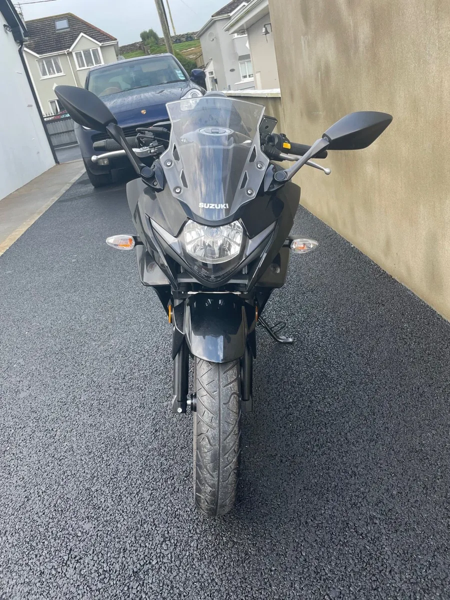 Motorcycle - Image 3