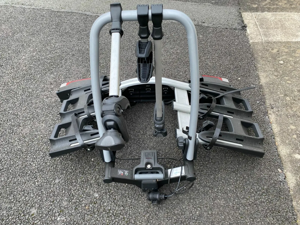 Thule Fix4Bike Towbar Bike Rack – 3 Bikes – Coach - Image 4