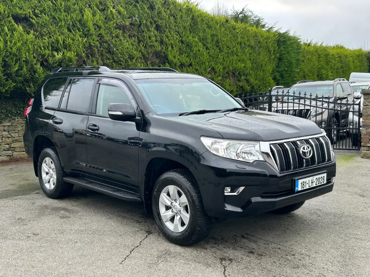 2018 Toyota landcruiser LWB Manual - Image 1